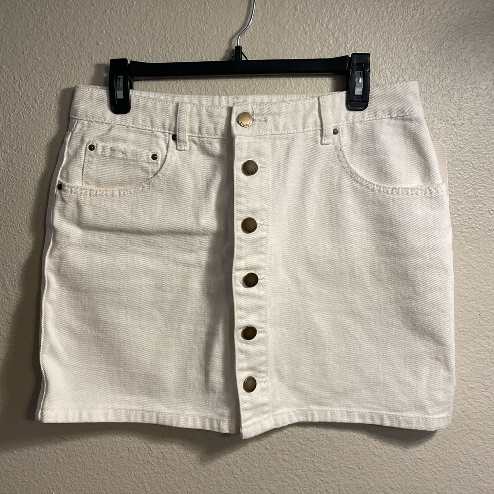 NWT BILLABONG SKIRT